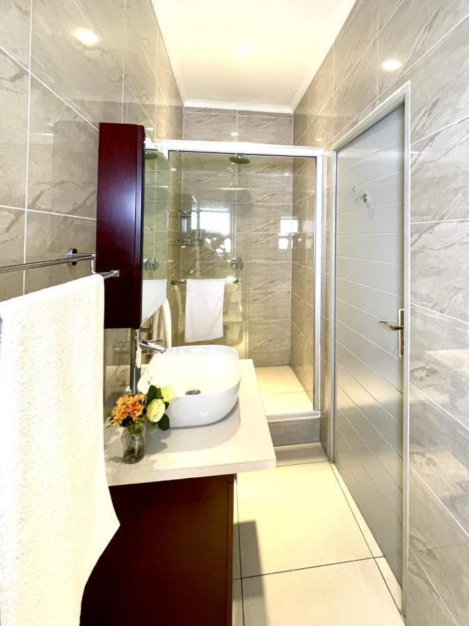 Atlantic Pearl Guest House ميدراند المظهر الخارجي الصورة