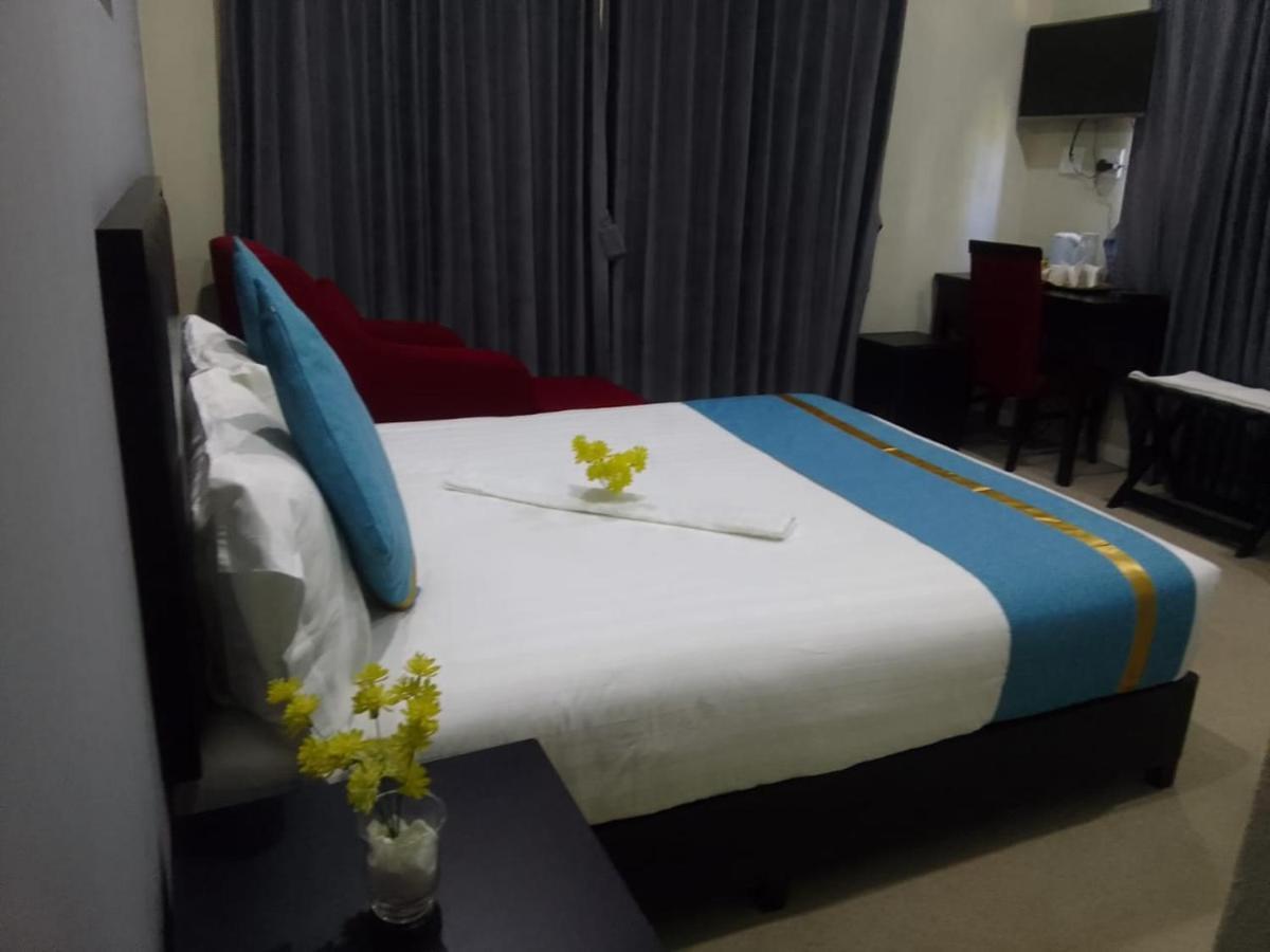 Atlantic Pearl Guest House ميدراند المظهر الخارجي الصورة