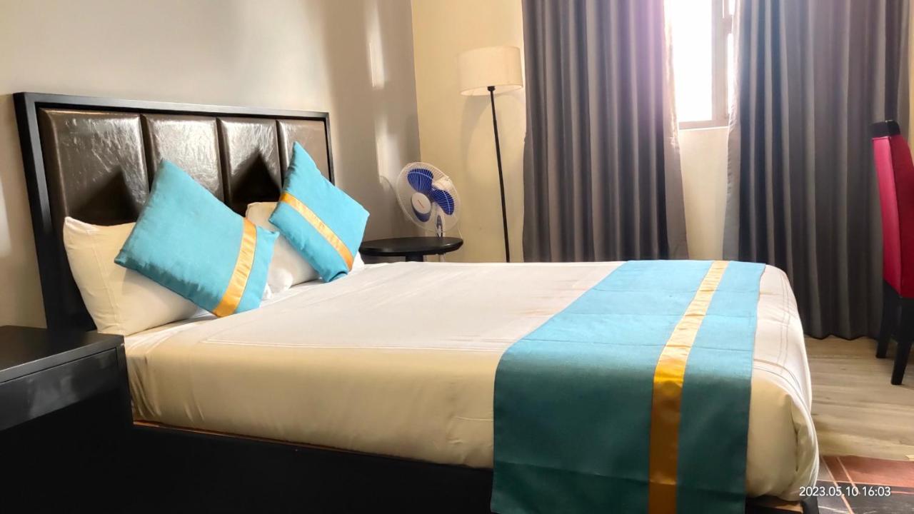 Atlantic Pearl Guest House ميدراند المظهر الخارجي الصورة