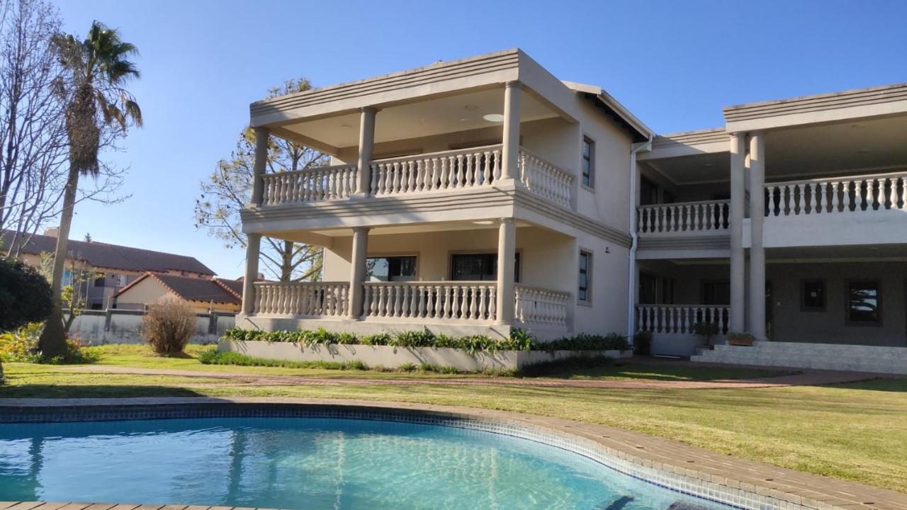 Atlantic Pearl Guest House ميدراند المظهر الخارجي الصورة