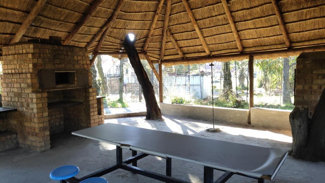 Atlantic Pearl Guest House ميدراند المظهر الخارجي الصورة